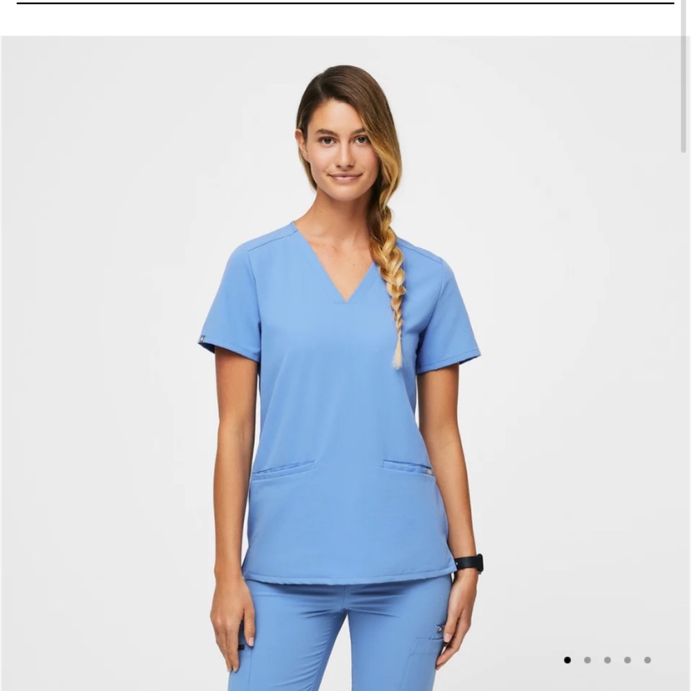 FIGS casma scrub top / small / ceil blue